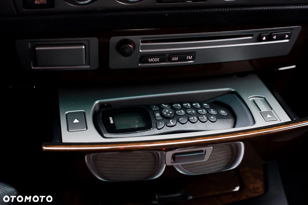 BMW Seria 7 750i - 15