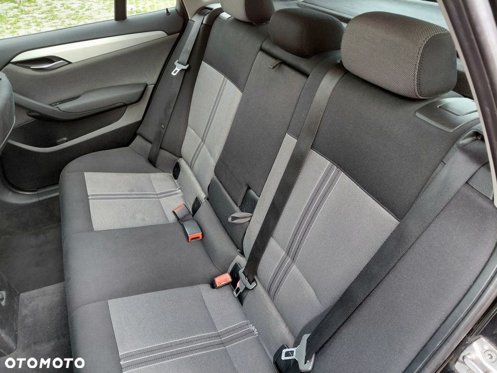 BMW X1 xDrive20d - 12