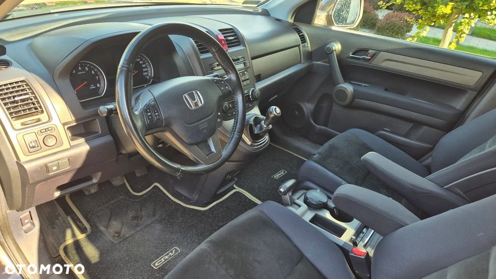 Honda CR-V - 9