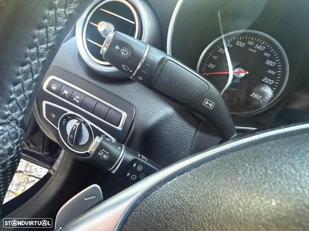 Mercedes-Benz C 220 d 9G-TRONIC AMG Line - 11