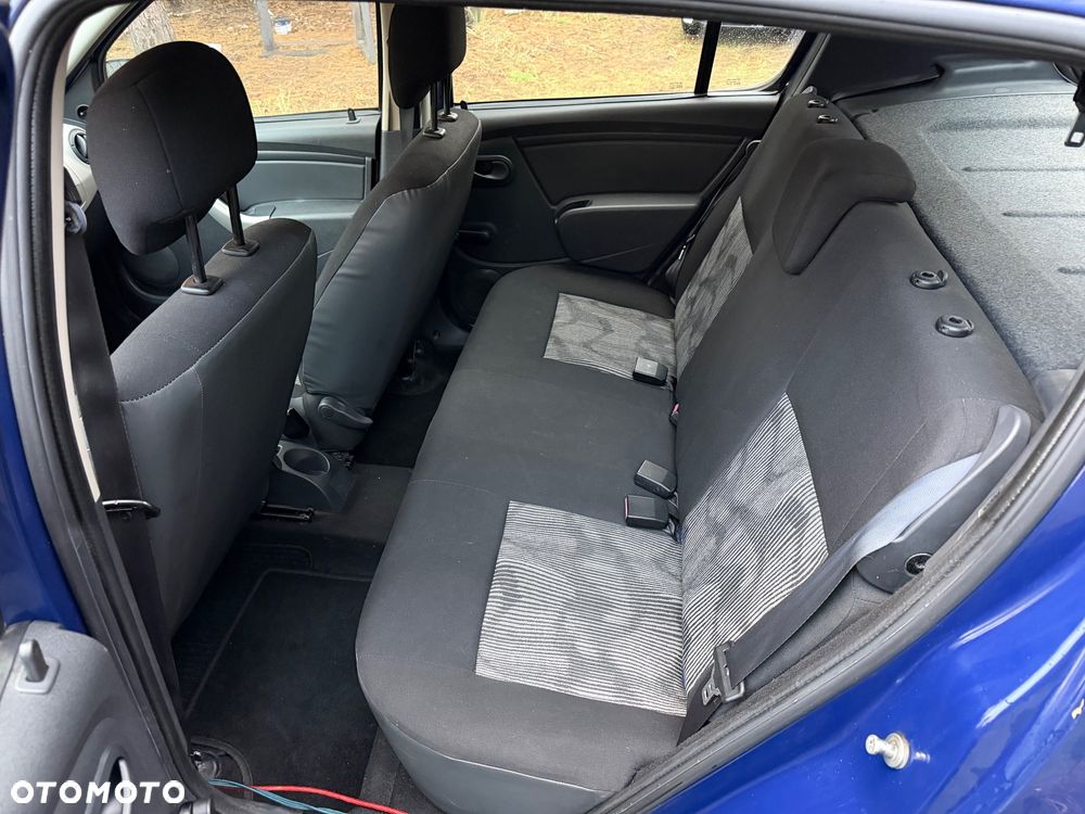 Dacia Sandero - 11