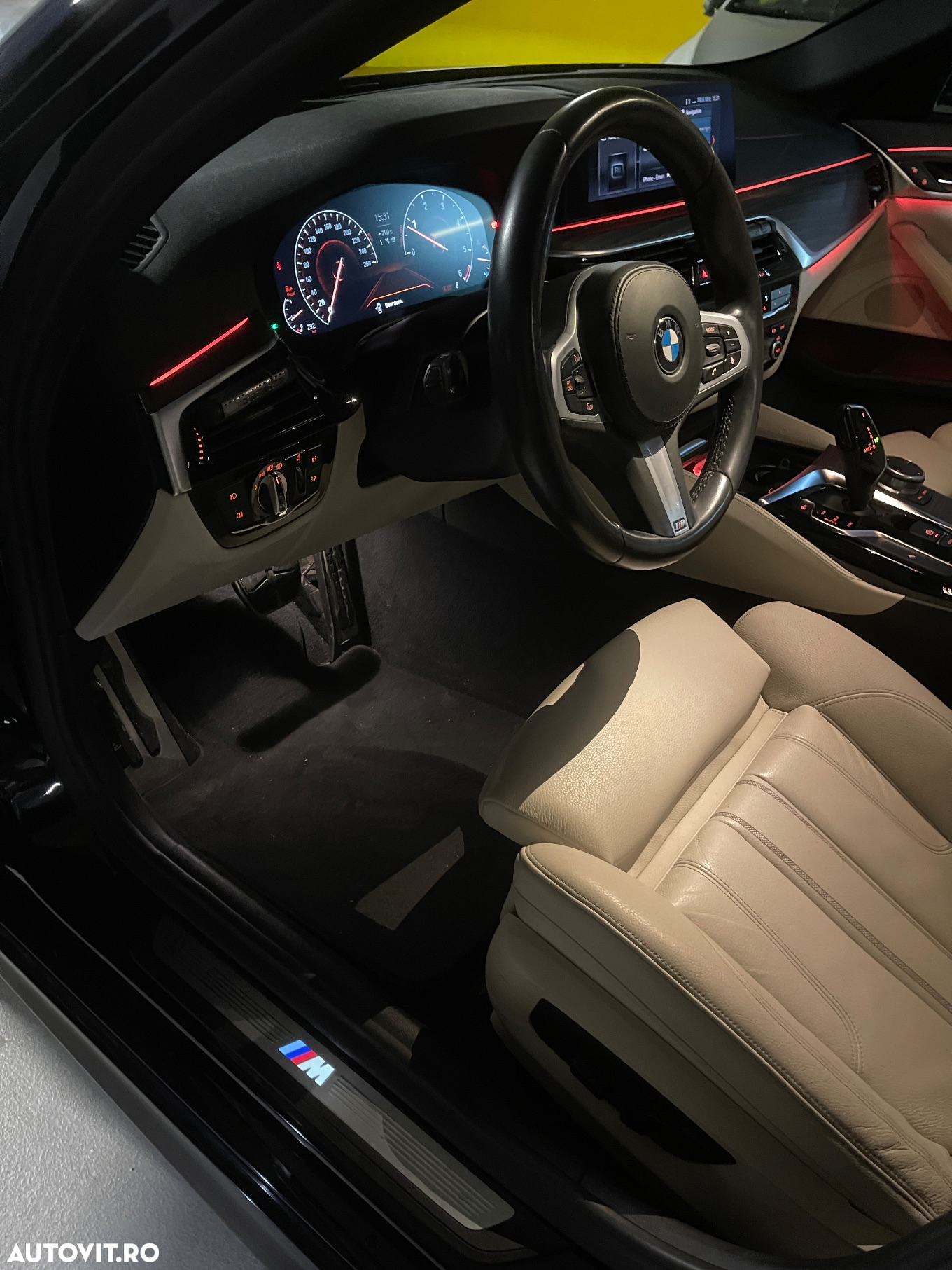 BMW Seria 5 520d xDrive AT - 27