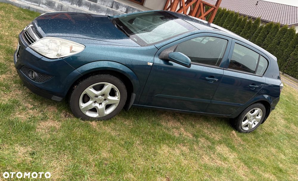 Opel Astra 1.8 - 17