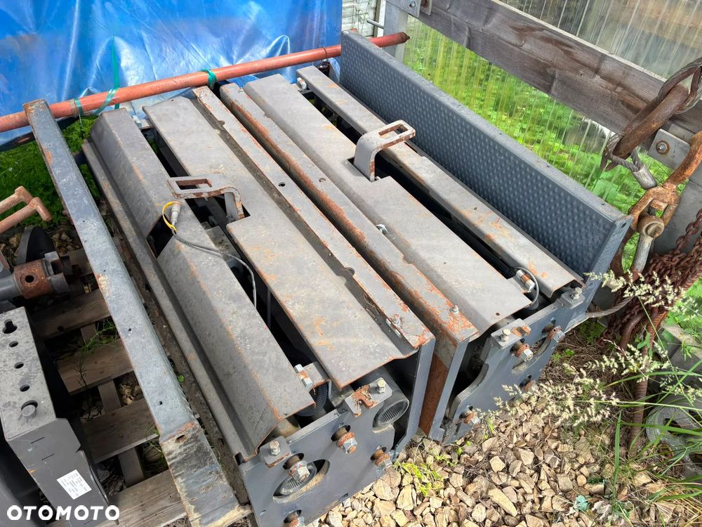 Poszerzenia i ślimaki do volvo 7820 6820 8820 elektryczne 2x 125cm - 3