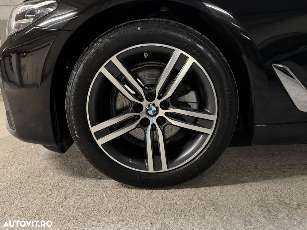 BMW Seria 5 520d AT MHEV - 26
