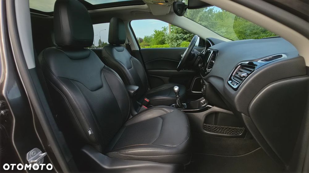 Jeep Compass 1.4 MultiAir Limited - 36