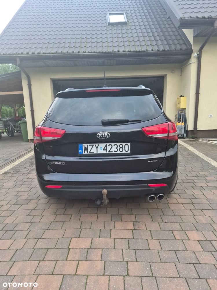 Kia Ceed 1.6 CRDi GT Line DCT - 11
