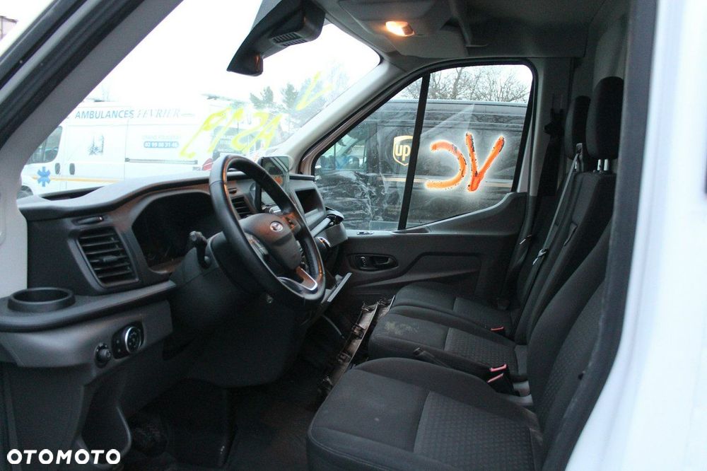 Ford Transit - 6