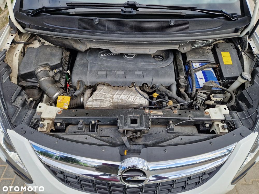 Opel Zafira - 17