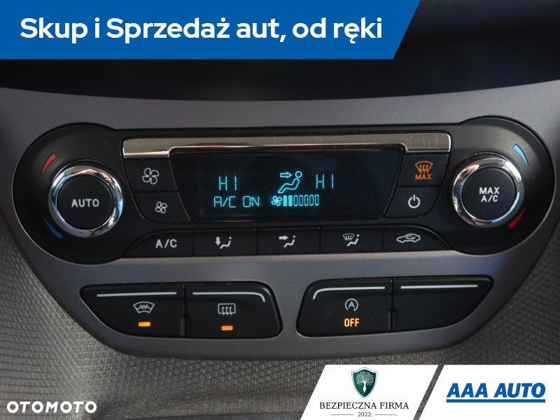 Ford Tourneo Connect - 15