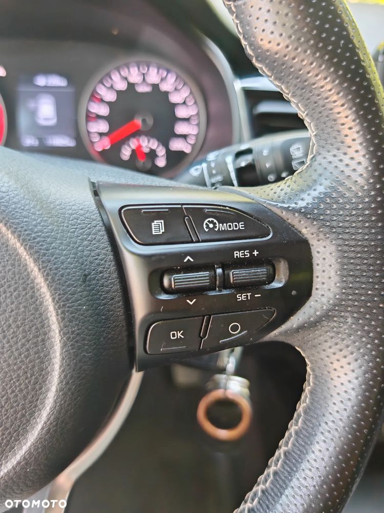Kia Stonic - 30