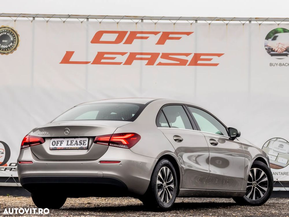 Mercedes-Benz A 180 d Sedan 7G-DCT - 4