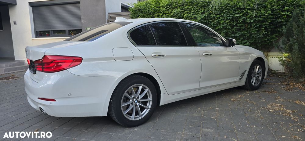 BMW Seria 5 530d xDrive AT - 8