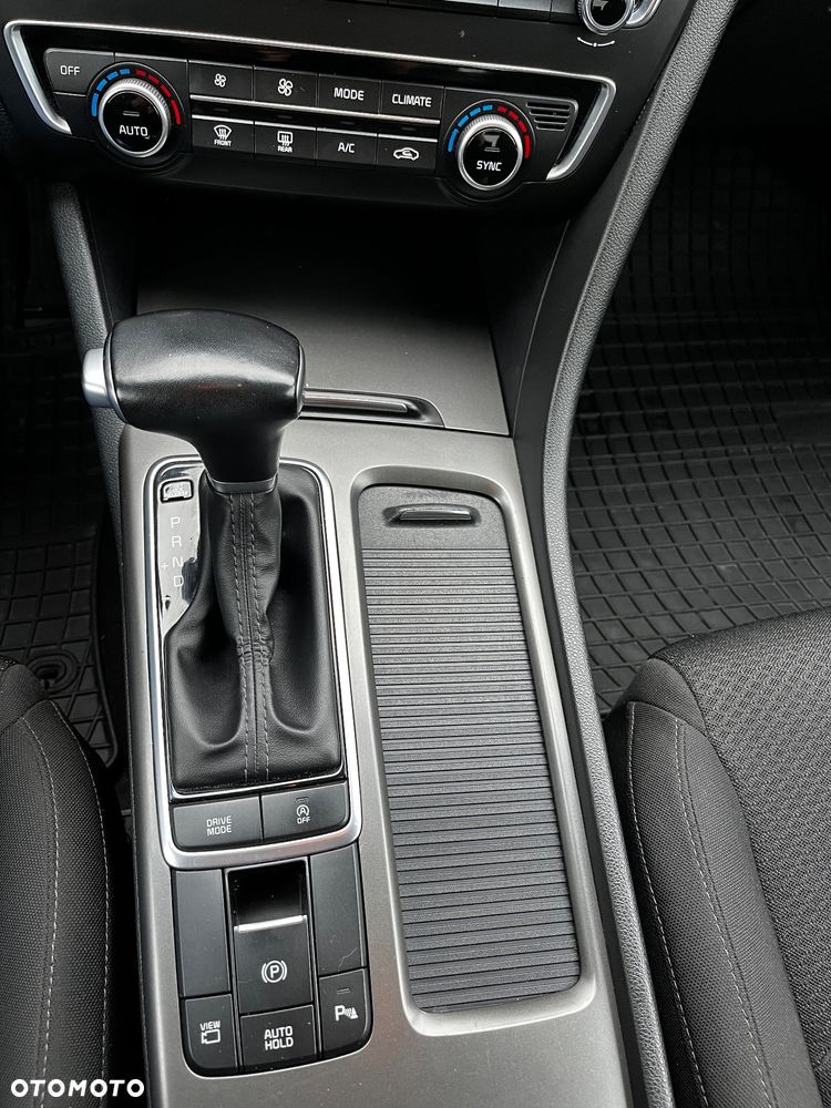 Kia Optima 1.6 T-GDI L DCT - 22