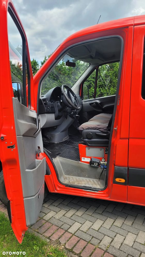 Mercedes-Benz Sprinter - 11