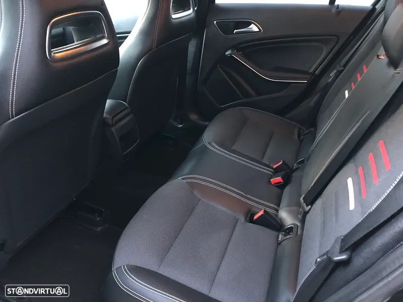 Mercedes-Benz A 180 d Urban - 21