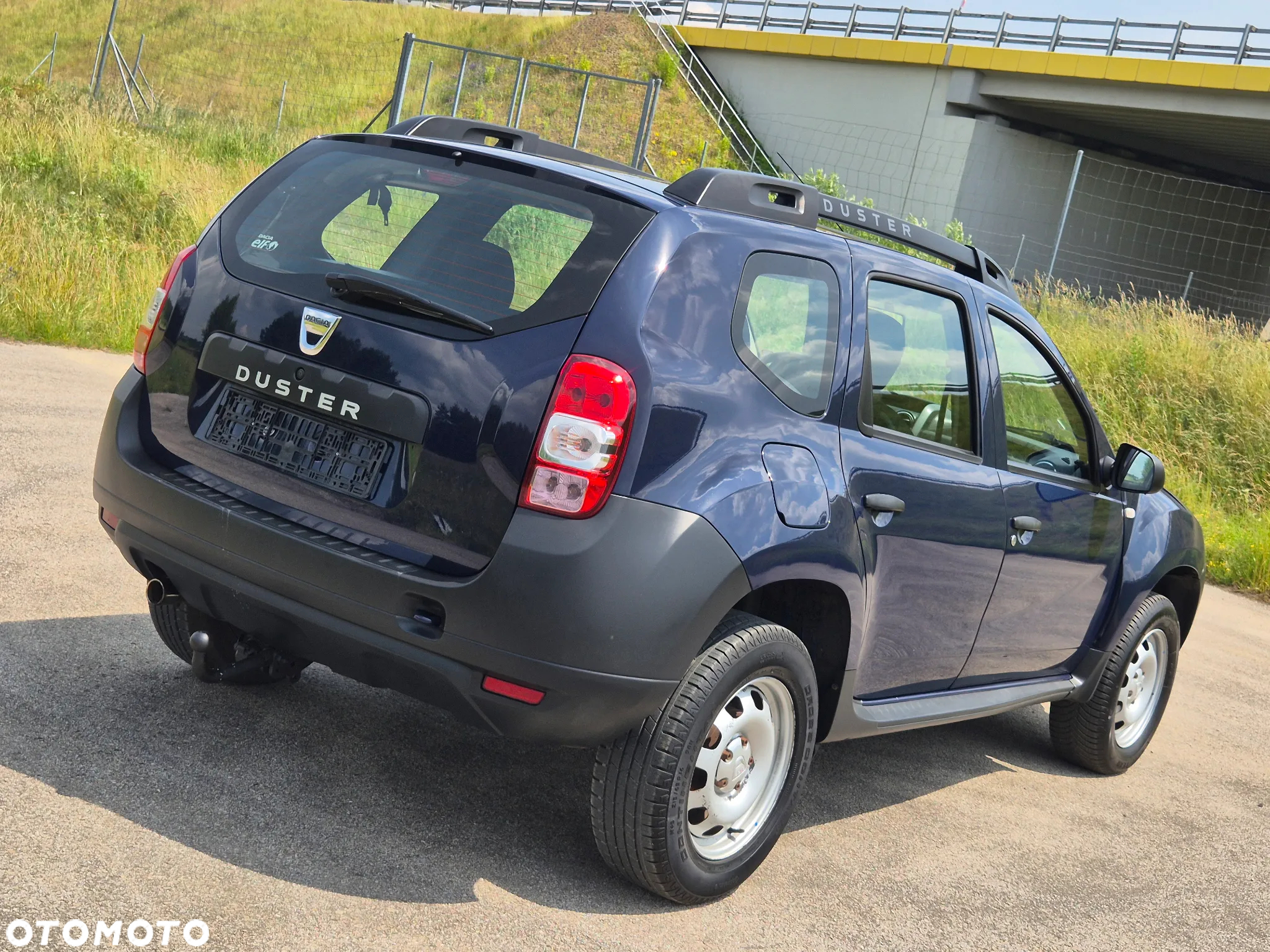 Dacia Duster 1.6 SCe Essential - 13