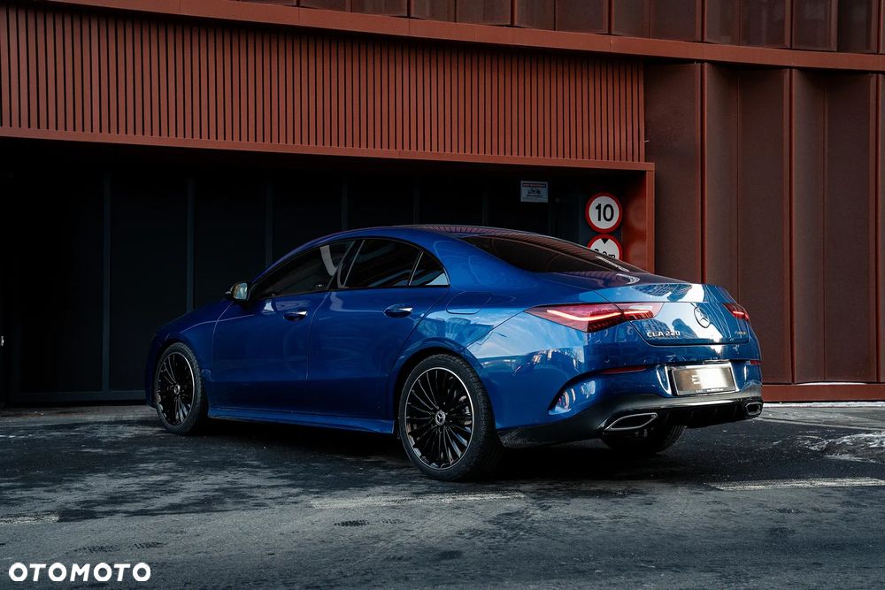 Mercedes-Benz CLA 220 mHEV 4-Matic AMG Line 8G-DCT - 17