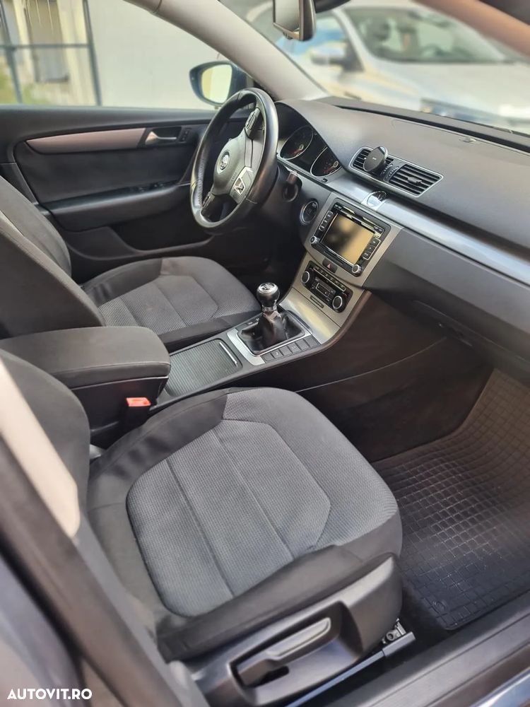 Volkswagen Passat 2.0TDI Highline DPF 4Motion - 7
