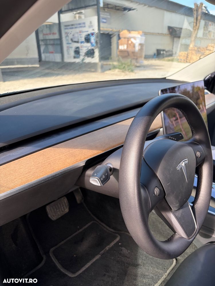 Tesla Model 3 - 26