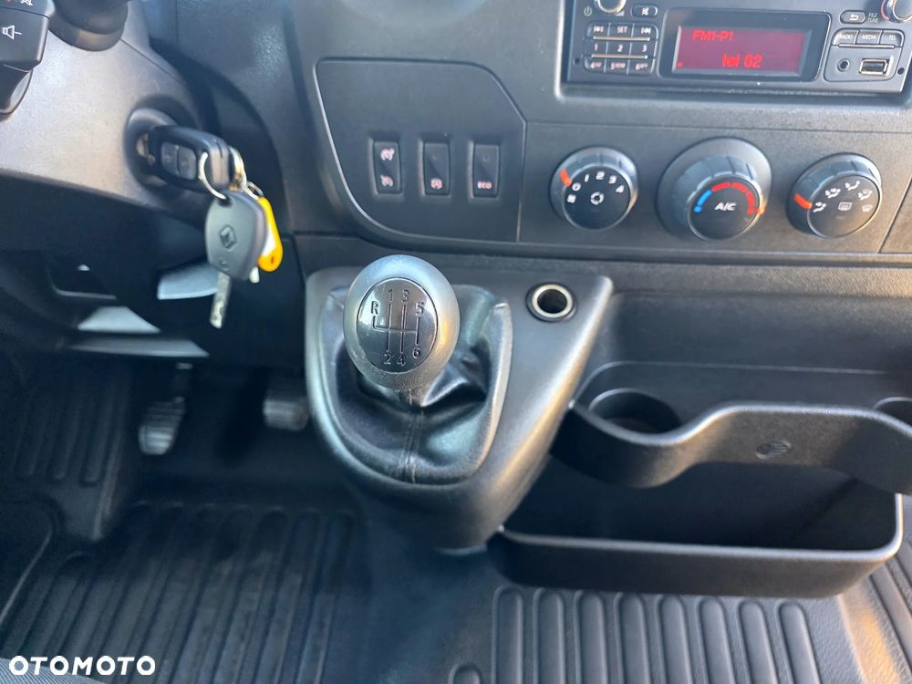 Renault MASTER 2,3 DCI 145 KONNA DOKA BRYGADÓWKA 7 OSOBOWA 3,3M SKRZYNIA KLIMA WEBASTO 162T/KM PRZEBIEGU GWARANCJA BLIŻNIAKI DO 3,5T - 24