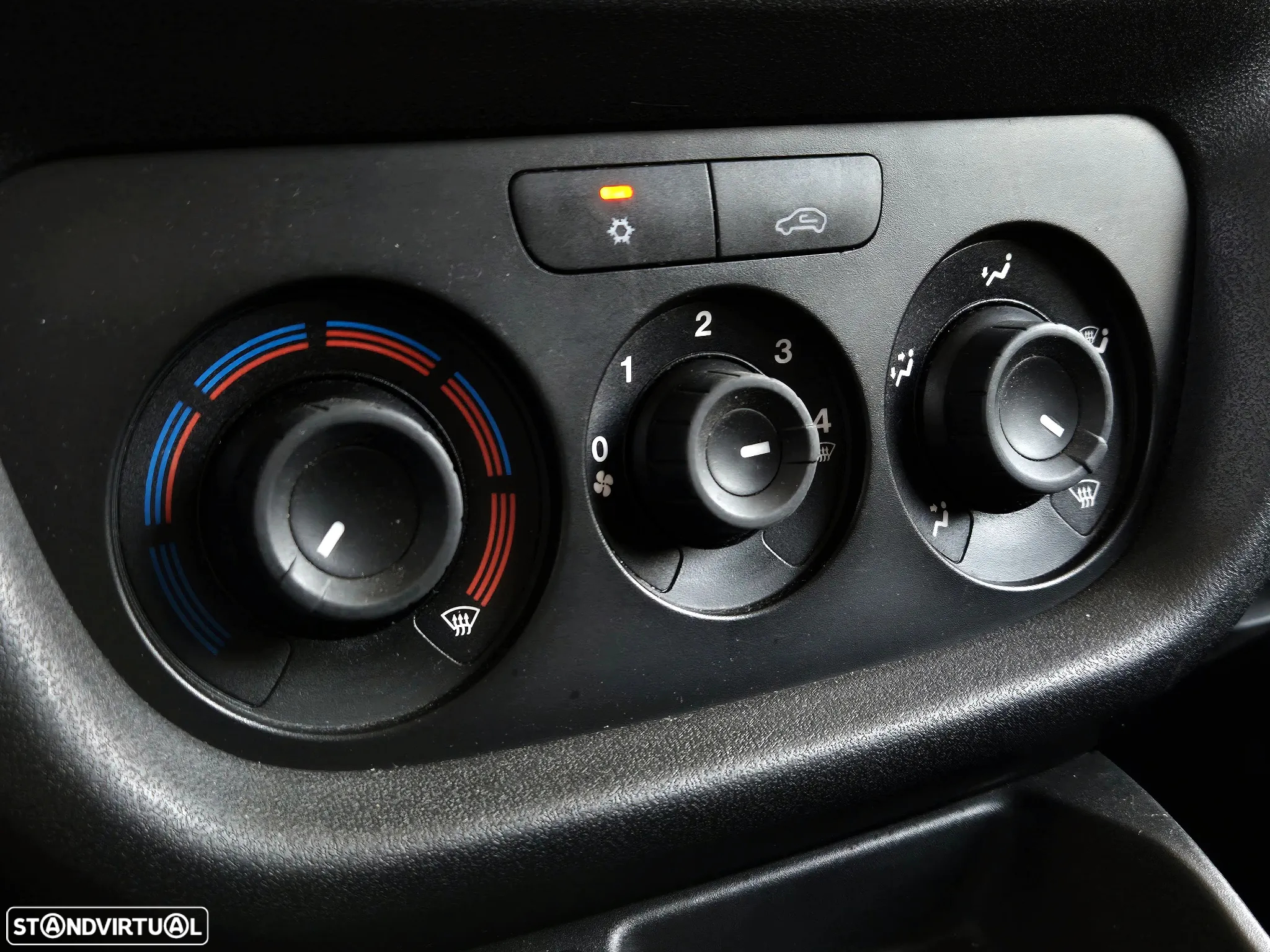Fiat Doblo Cargo 1.6 M-jet Maxi XL - 7
