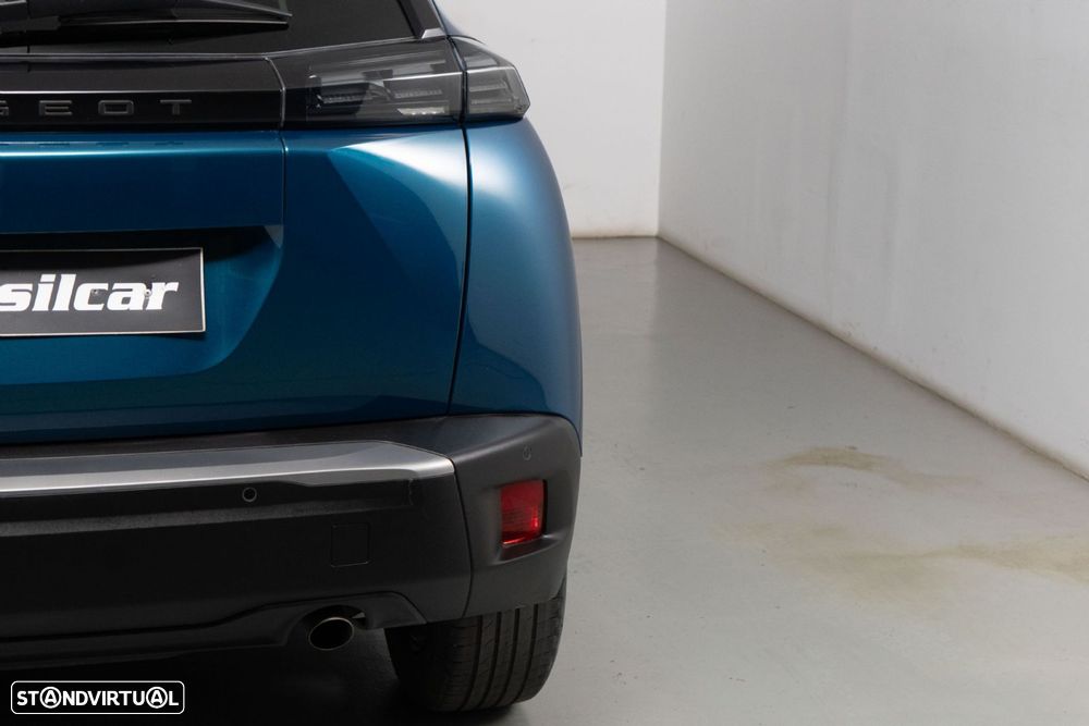 Peugeot 2008 1.2 PureTech Allure - 10