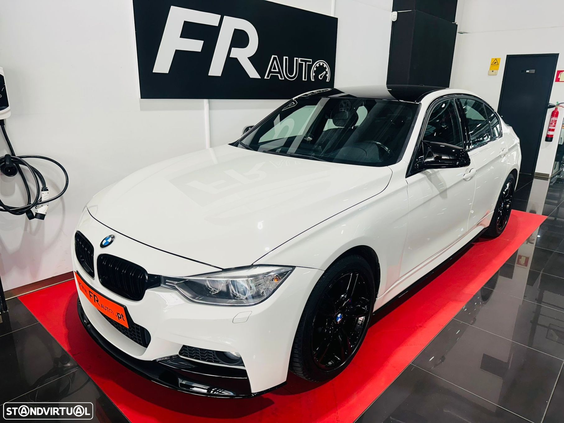 BMW 318 - 8