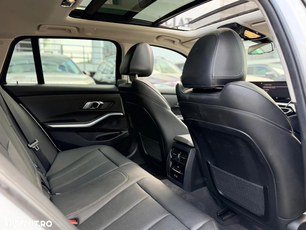BMW Seria 3 320d xDrive AT MHEV - 13