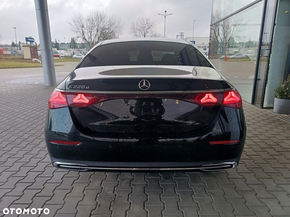 Mercedes-Benz Klasa E - 7