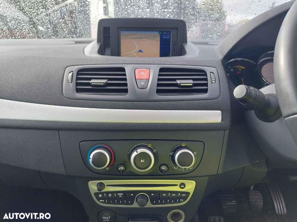 Aripa dreapta spate Renault Megane 3 2011 HATCHBACK 1.5 dCI - 9