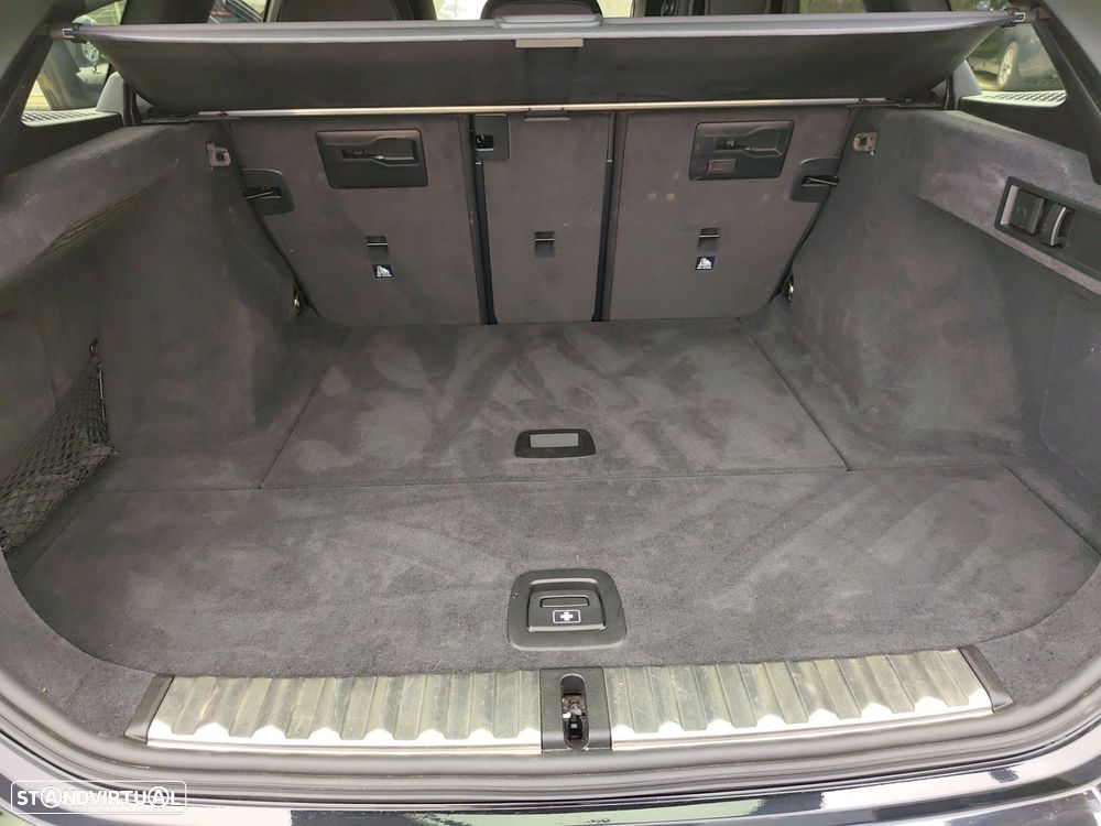 BMW 320 d Pack Desportivo M Auto - 30