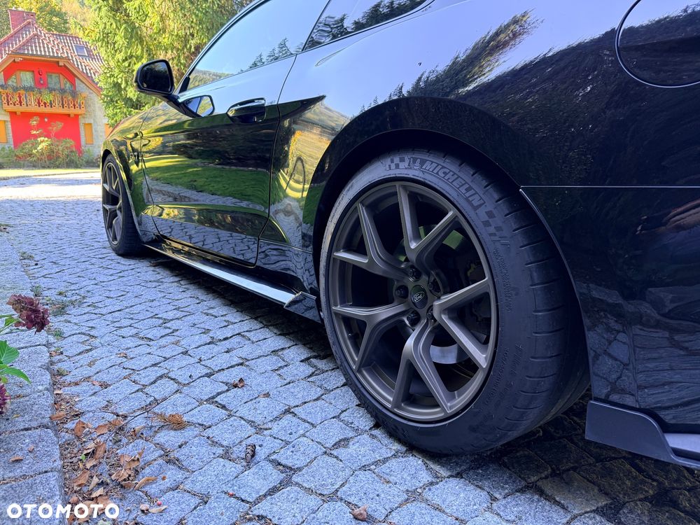 Ford Mustang 5.0 V8 GT - 11