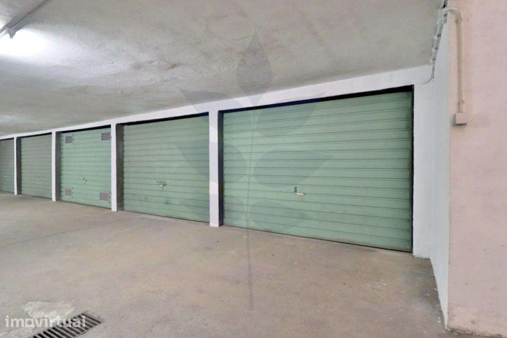 Venda Garagem fechada junto à Escola Secundária Alberto Sampaio — Brag - Grande imagem: 5/13