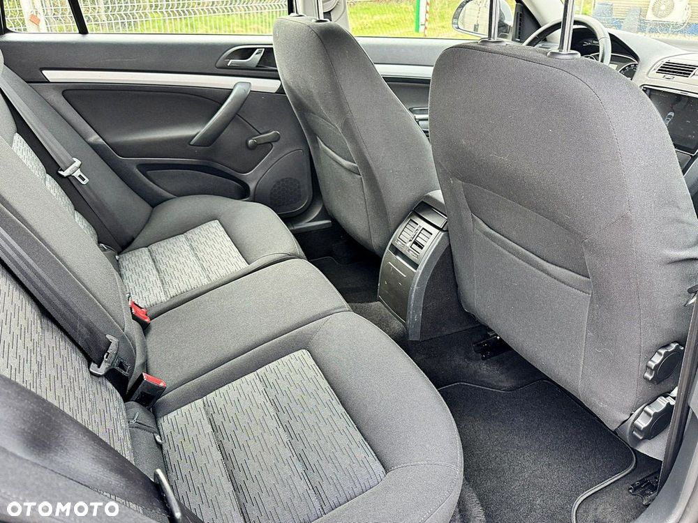 Skoda Octavia - 13