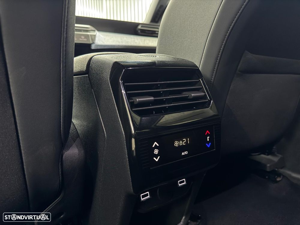 Peugeot 5008 - 40