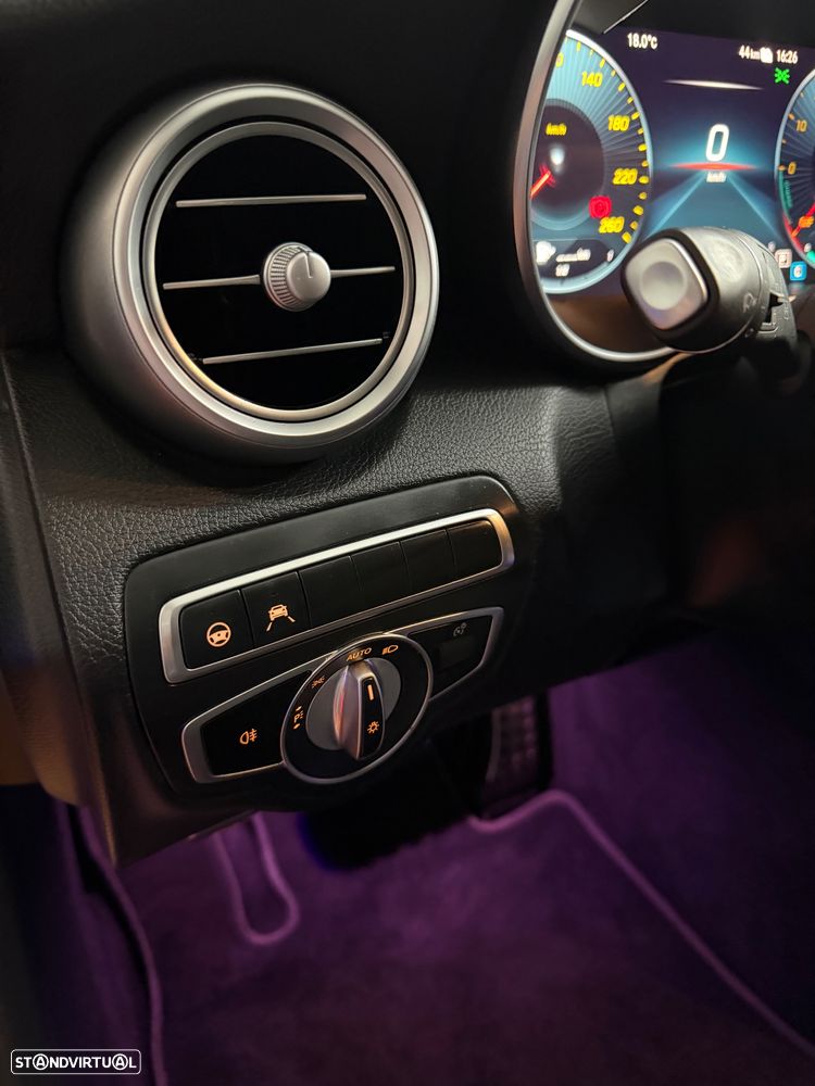 Mercedes-Benz C 300 e AMG Line - 14