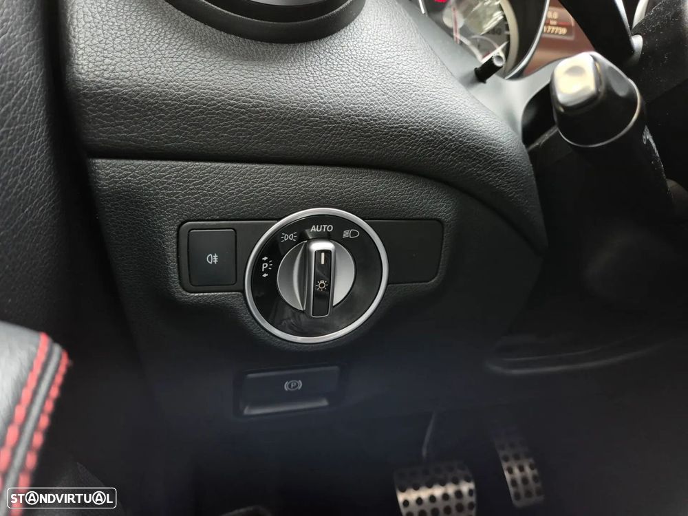 Mercedes-Benz CLA 200 - 28