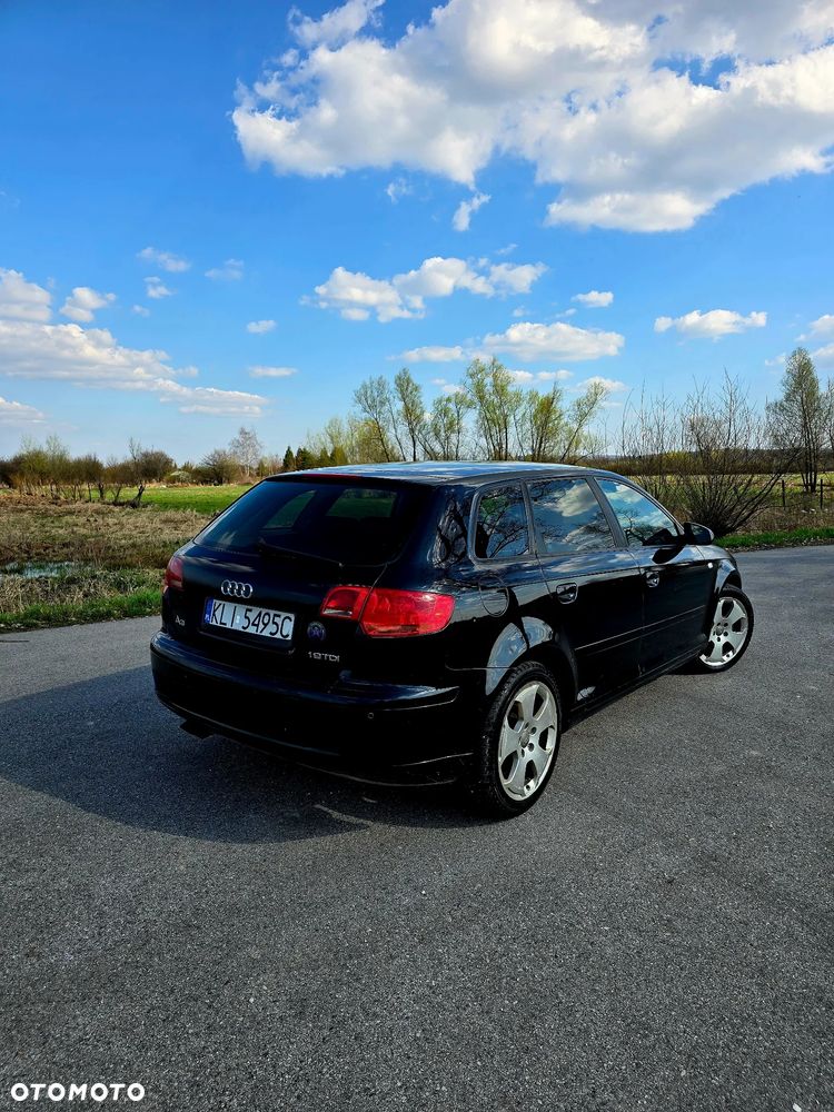 Audi A3 Sportback 1.9 TDI DPF Ambiente - 3