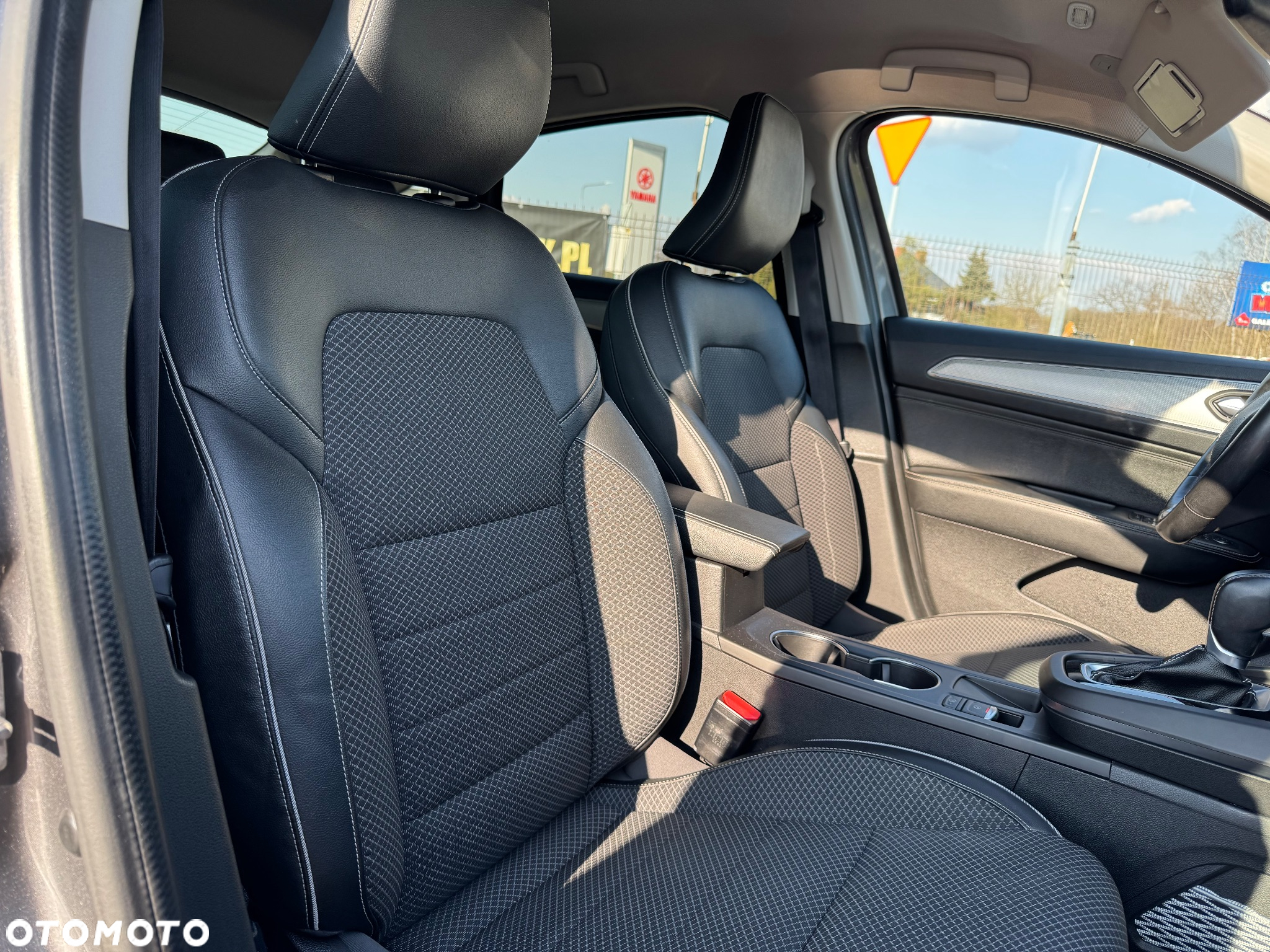 Renault Arkana 1.3 TCe mHEV Intens EDC - 22