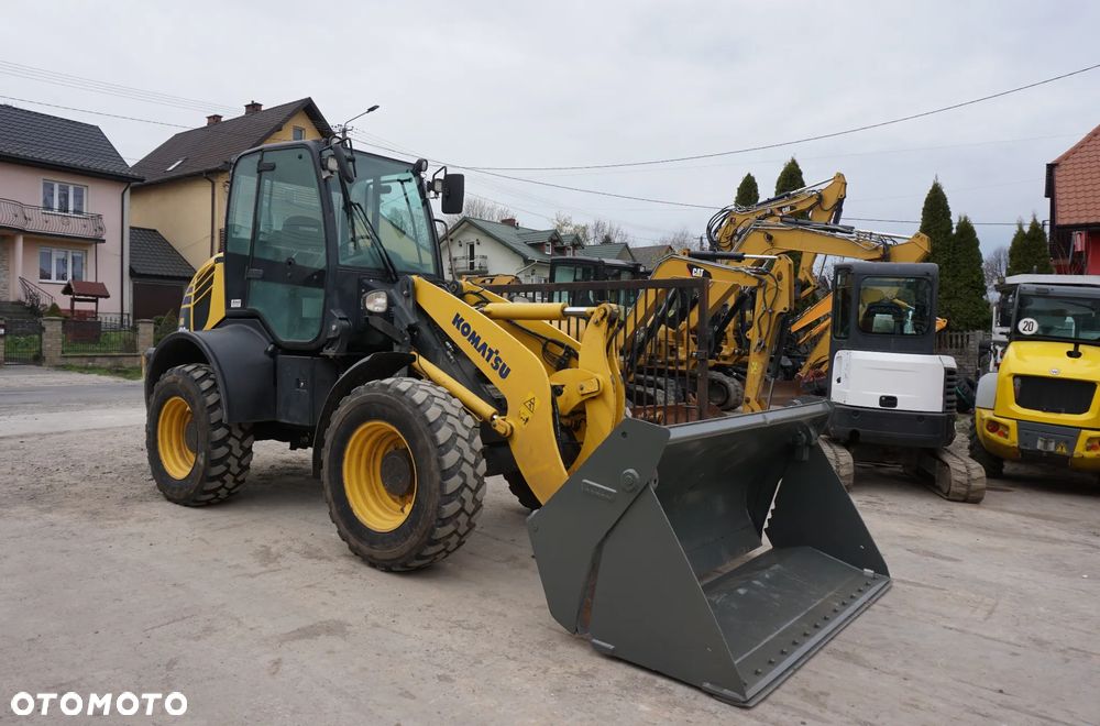 Komatsu WA 100 - 3