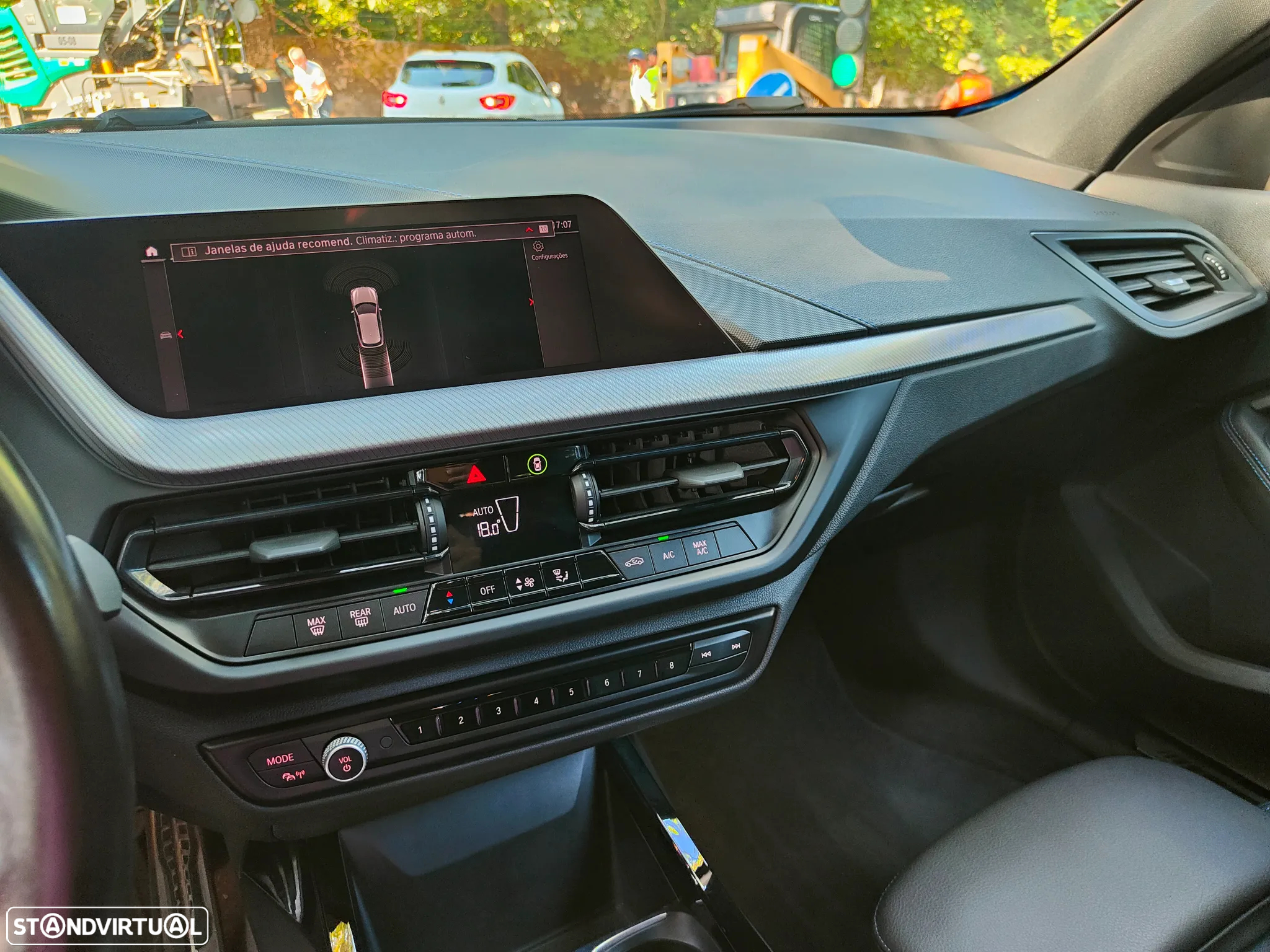 BMW 116 d Pack Desportivo M Auto - 10