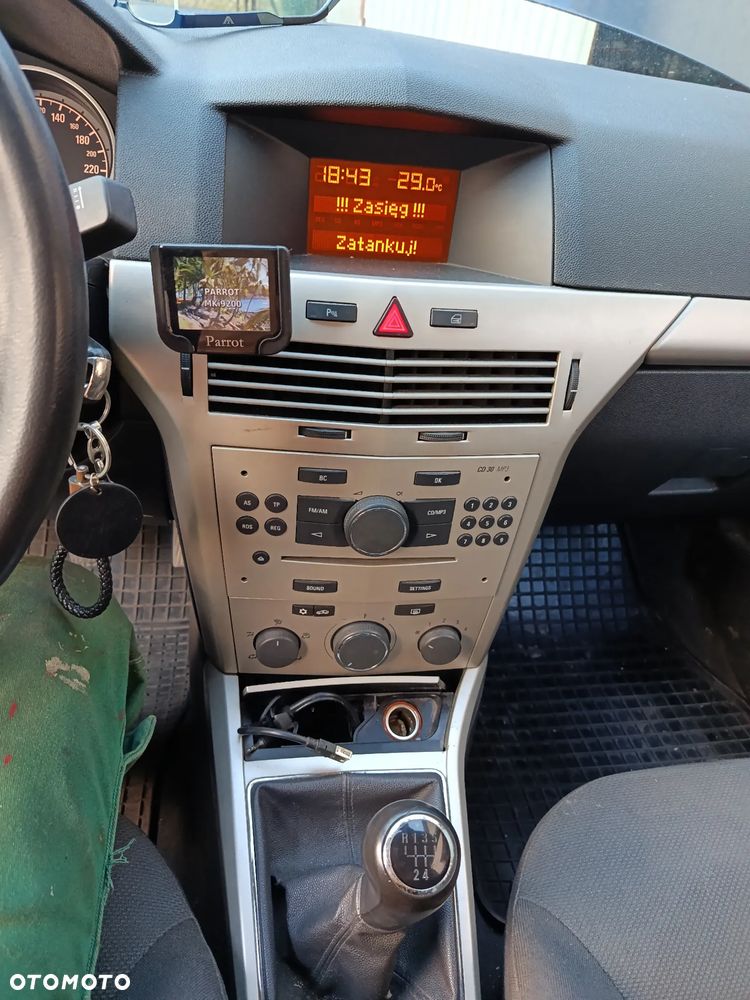 Opel Astra - 11