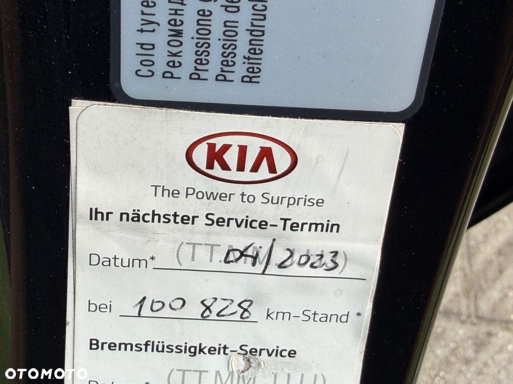 Kia Ceed 1.6 GDI ISG Platinum Edition - 30