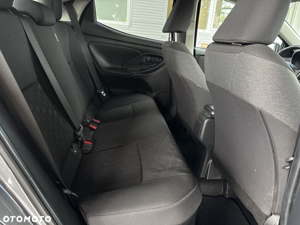 Toyota Yaris Hybrid 1.5 Style - 11