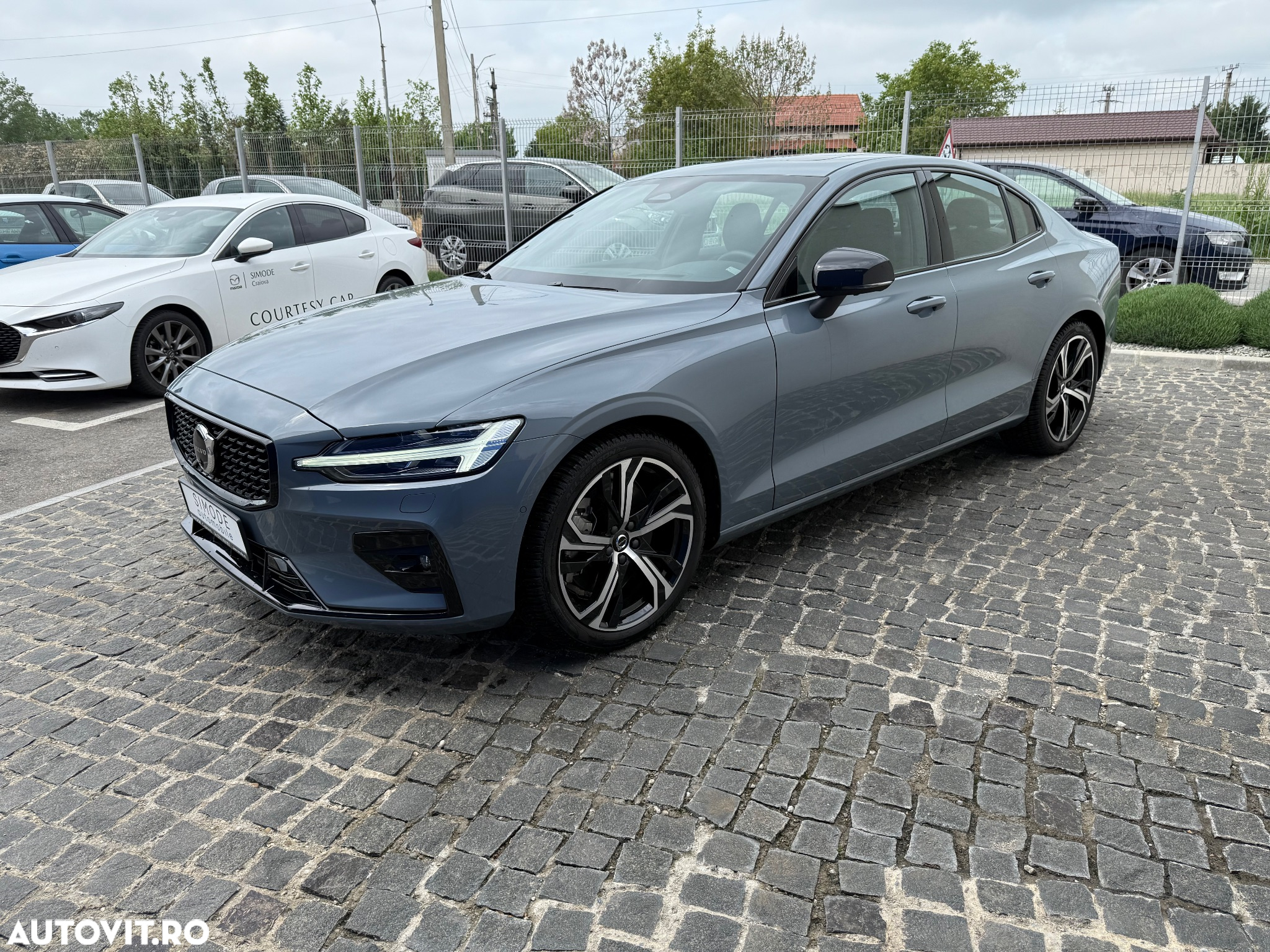 Volvo S60 B5 B AWD Ultimate Dark - 10