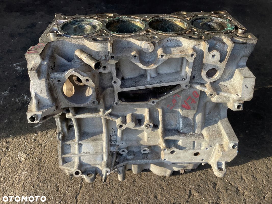 VOLVO V70 XC60 BLOK SILNIKA 2,0 T B4204T6 - 1
