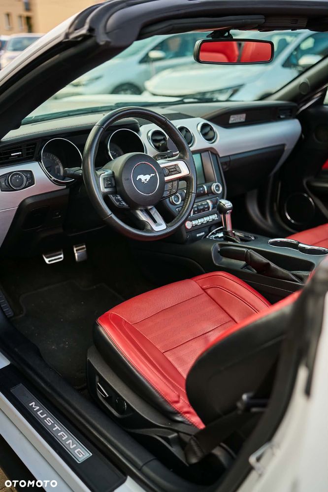 Ford Mustang 5.0 V8 GT - 9