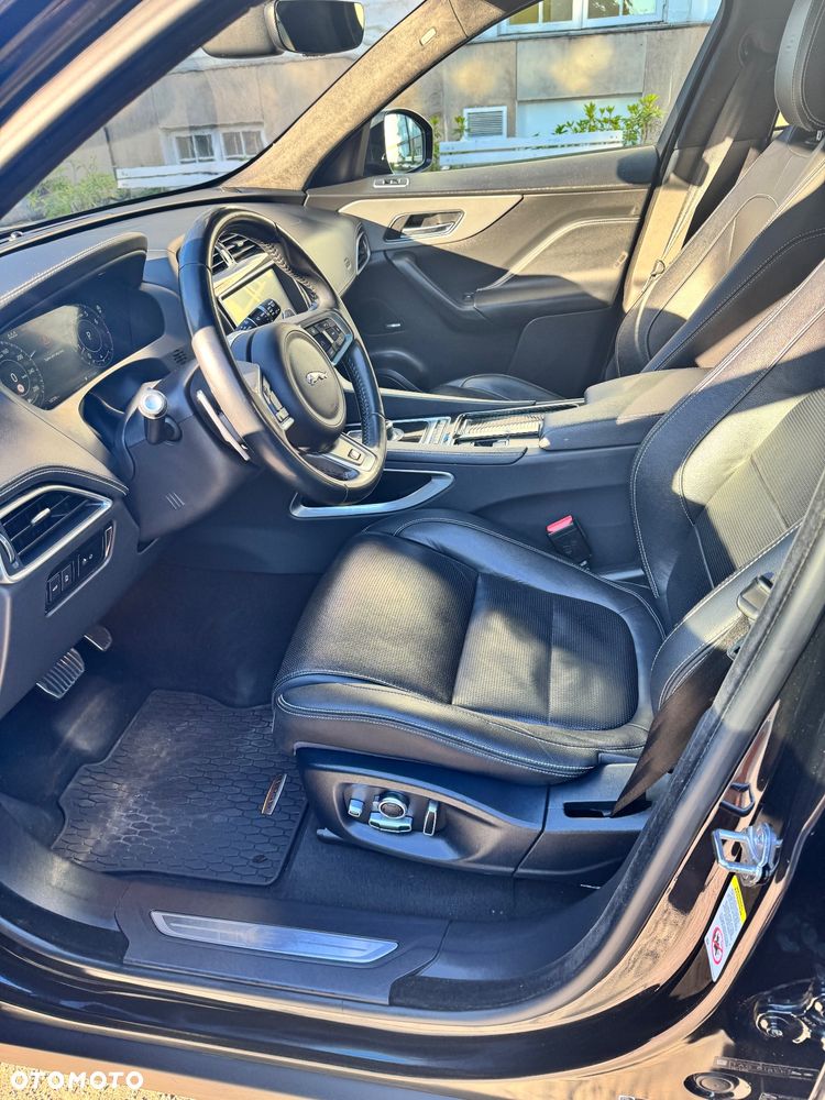 Jaguar F-Pace 3.0 V6 AWD S - 15