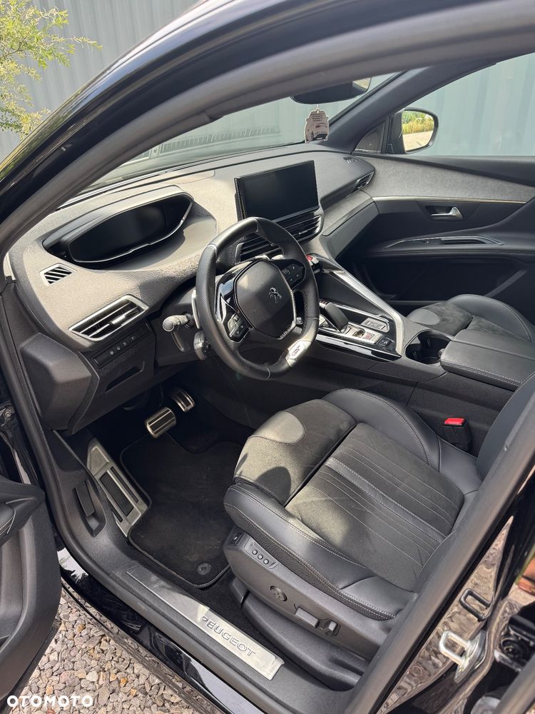 Peugeot 3008 1.6 PureTech HYbrid4 GT Line S&S EAT8 - 7